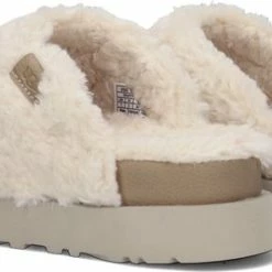 UGG Pantoffels Dames Sloffen / Instappers - Canvas - Harde Zool - Dichte Hiel - 1135132 - Gebroken Wit - Maat 39 21 UGG Pantoffels Dames Sloffen / Instappers - Canvas - Harde Zool - Dichte Hiel - 1135132 - Gebroken Wit - Maat 39 -dames-schoenen Verkoop 550x267