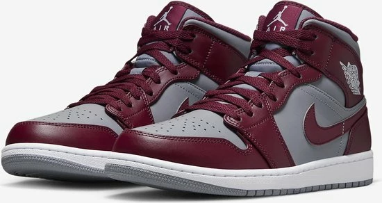 NIKE AIR JORDAN 1 MID "CHERRYWOOD RED" - Maat: 40 1 NIKE AIR JORDAN 1 MID "CHERRYWOOD RED" - Maat: 40