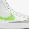 Nike Blazer Mid '77 Ess White Volt - Sneakers - Dames - Maat 36.5 - Wit