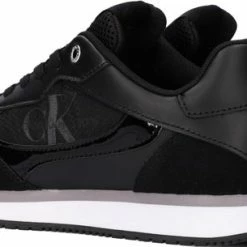 Calvin Klein Retro Runner 4 Lage Sneakers - Dames - Zwart - Maat 38 14 Calvin Klein Retro Runner 4 Lage Sneakers - Dames - Zwart - Maat 38 -dames-schoenen Verkoop 550x305 11