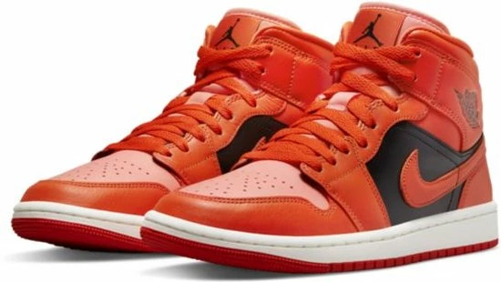 Air Jordan 1 Mid (Halloween) - Maat 41 1 Air Jordan 1 Mid (Halloween) - Maat 41