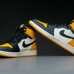 Nike Air Jordan 1 Retro High OG Yellow Toe 555088-711 Maat 43 GEEL 12 Nike Air Jordan 1 Retro High OG Yellow Toe 555088-711 Maat 43 GEEL -dames-schoenen Verkoop 550x366 34