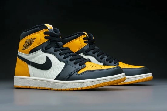 Nike Air Jordan 1 Retro High OG Yellow Toe 555088-711 Maat 43 GEEL 5 Nike Air Jordan 1 Retro High OG Yellow Toe 555088-711 Maat 43 GEEL - Afbeelding 5
