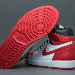 Nike Air Jordan 1 Retro High OG Heritage 555088-161 Maat 46 Kleur Als Op Foto -dames-schoenen Verkoop 550x366 55