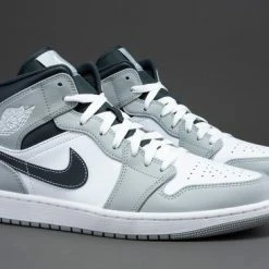 Nike Air Jordan 1 Mid Light Smoke Grey Anthracite 554724-078 Maat 40 Grijs 13 Nike Air Jordan 1 Mid Light Smoke Grey Anthracite 554724-078 Maat 40 Grijs -dames-schoenen Verkoop 550x366 59