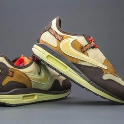 Nike Air Max 1 Travis Scott Cactus Jack Baroque Brown DO9392-200 Maat 42.5 BRUIN -dames-schoenen Verkoop 550x366 81