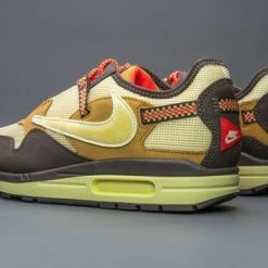 Nike Air Max 1 Travis Scott Cactus Jack Baroque Brown DO9392-200 Maat 42.5 BRUIN -dames-schoenen Verkoop 550x366 82