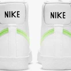 Nike Blazer Mid '77 Ess White Volt - Sneakers - Dames - Maat 36.5 - Wit -dames-schoenen Verkoop 550x416 5