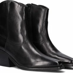 VIA VAI Eveline Clark Enkellaarsjes Dames - Zwart - Maat 40 28 VIA VAI Eveline Clark Enkellaarsjes Dames - Zwart - Maat 40 -dames-schoenen Verkoop 550x470 14