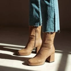 VIA VAI Lilla Seven Enkellaarsjes Dames - Beige - Maat 39 26 VIA VAI Lilla Seven Enkellaarsjes Dames - Beige - Maat 39 -dames-schoenen Verkoop 550x550 303