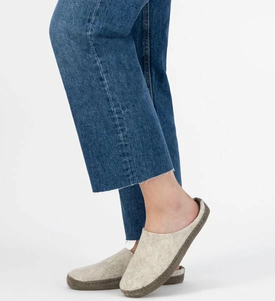 Travelin' Get-Home Dames Slip-On Sloffen - Wollen Pantoffels - Suede Zool - Zand Beige - Maat 38 8 Travelin' Get-Home Dames Slip-On Sloffen - Wollen Pantoffels - Suede Zool - Zand Beige - Maat 38 - Afbeelding 8