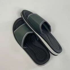 Merkloos Slippers | Badslippers | Dames/Heren | Grijs | Maat 42/43